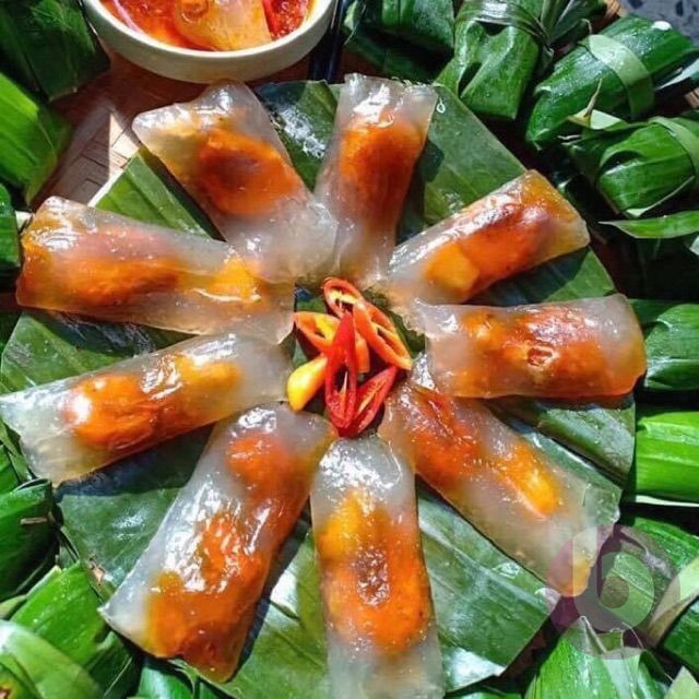 Bánh bột lọc - Hoàng bèo: Bánh tráng cuốn thịt heo - Nem lụi - Bò nhúng dấm - Mắm nêm - Mỳ quảng ếch