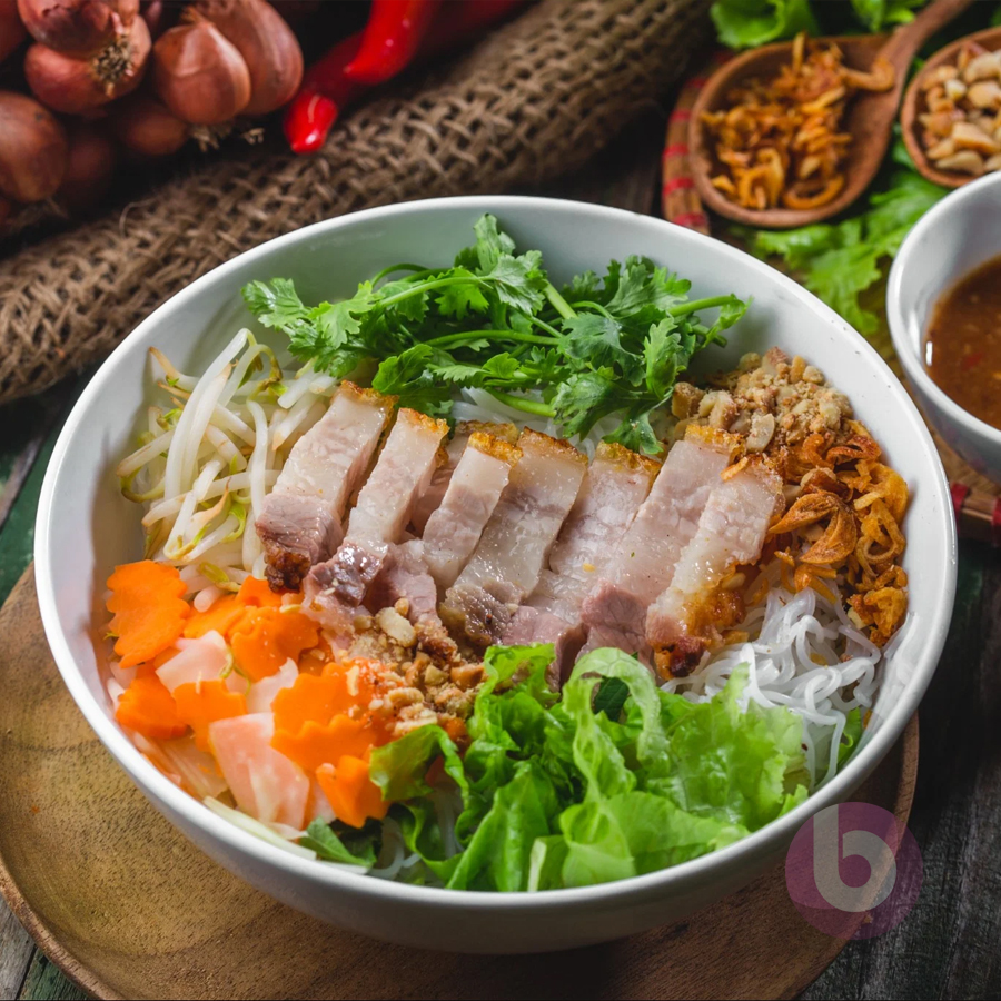 Bún mắm nêm heo quay - Hoàng bèo: Bánh tráng cuốn thịt heo - Nem lụi - Bò nhúng dấm - Mắm nêm - Mỳ quảng ếch Bún Mắm Nêm Heo Quay - Hoàng Bèo: Bánh Tráng Cuốn Thịt Heo - Nem Lụi - Bò Nhúng Dấm - Mắm Nêm - Mỳ Quảng Ếch