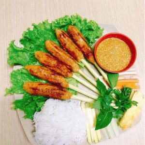 suat-nem-lui-cham-kieu-hue
